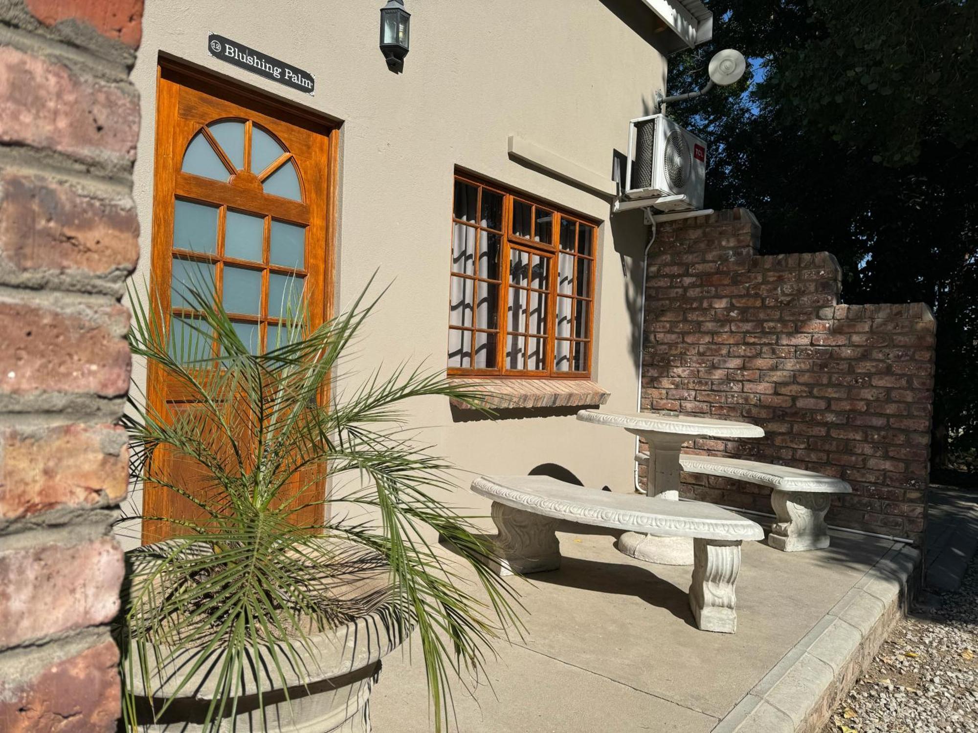 The Palms Venue & Accommodation Cradock Extérieur photo
